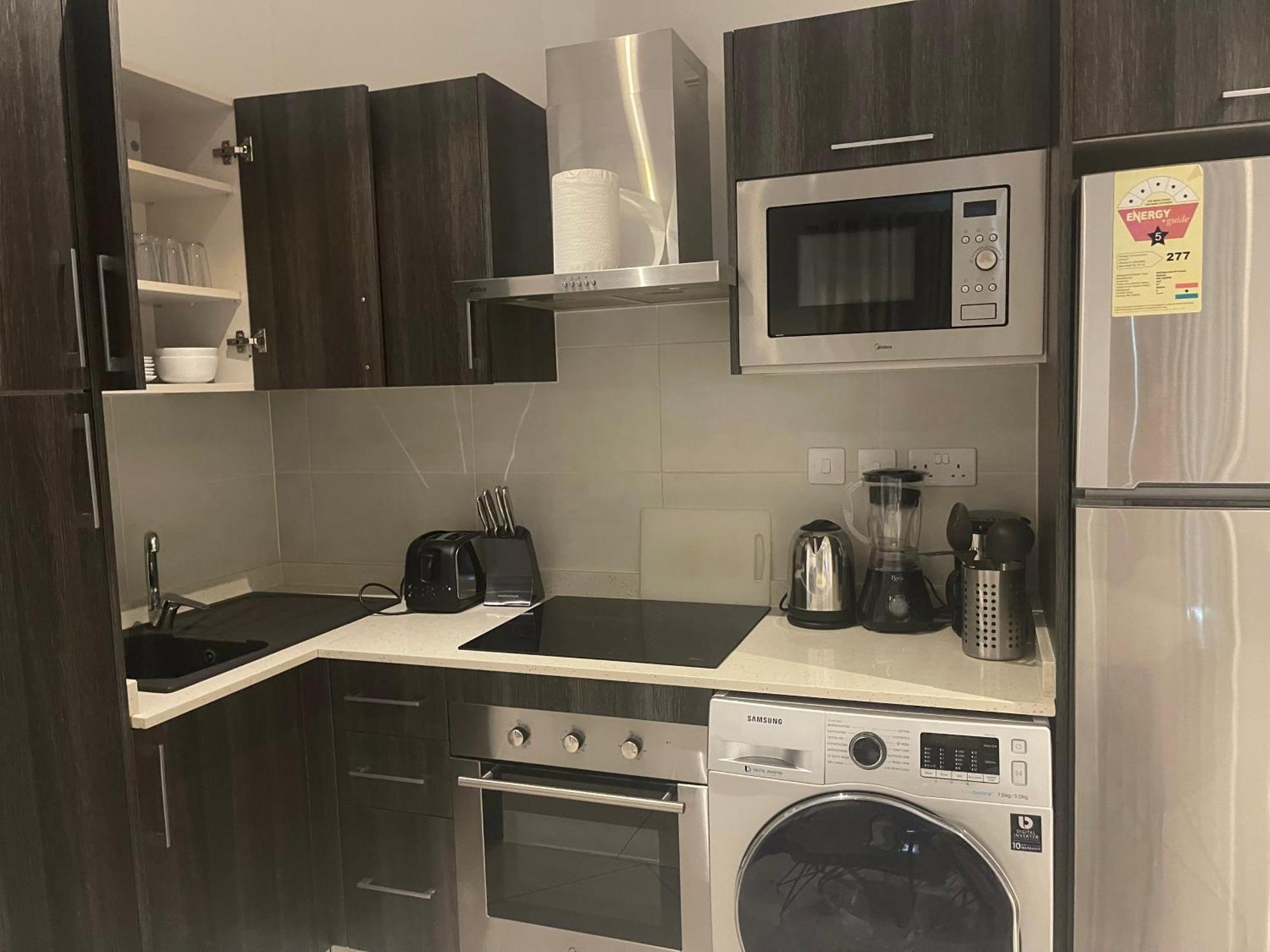 Embassy Gardens Apartments Akra Dış mekan fotoğraf
